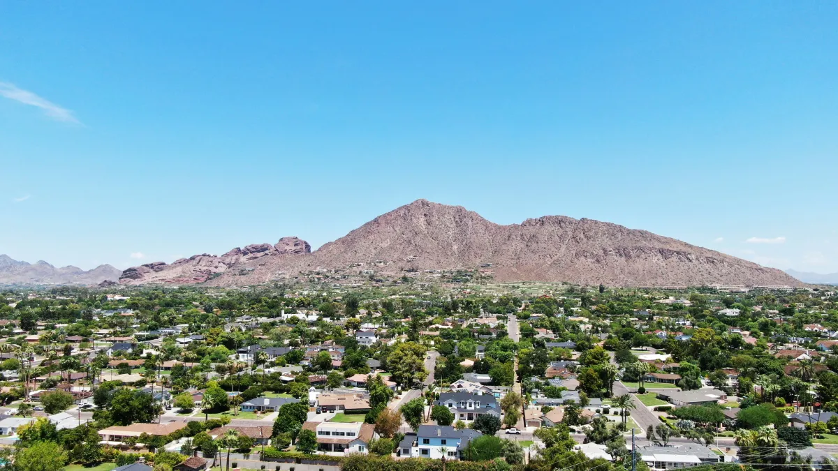Skyline of Phoenix, AZ - Find 4 expungement attorneys in this city